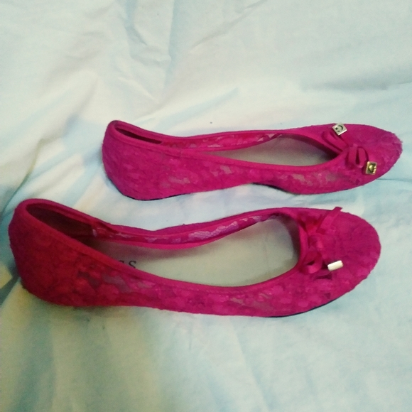 Guess hot pink lace ballet flats - Picture 3 of 5